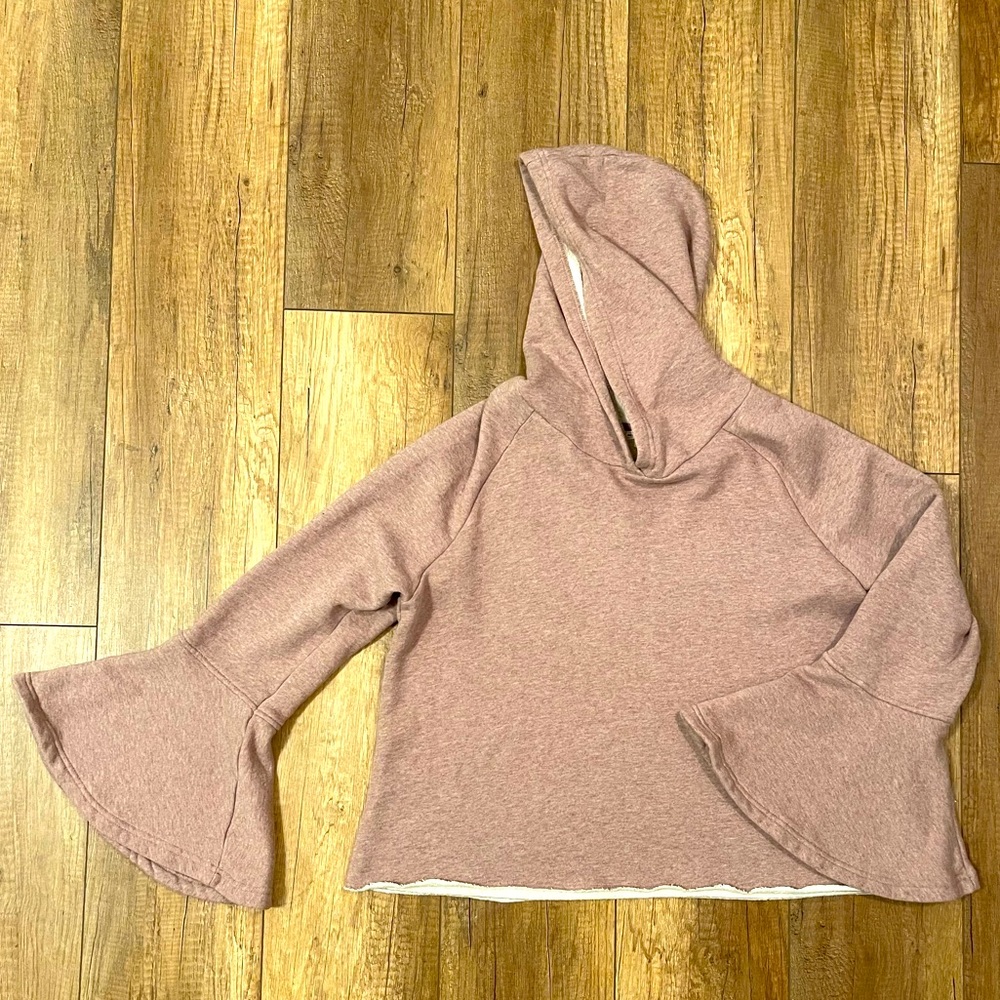 Large MELROSE&MARKET Crop Cut Bell Sleeve Super Comfy Hoodie